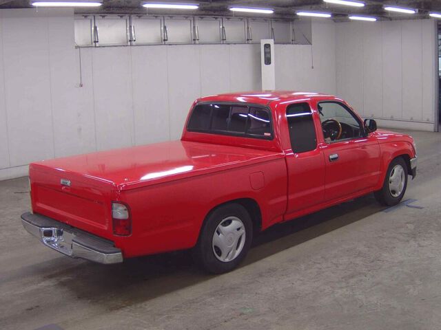 2001 Toyota Hilux Extra Cab auction photo 5
