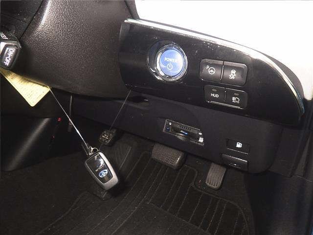 2018 Toyota Prius Aツーリングセレクション トヨタ auction photo 8