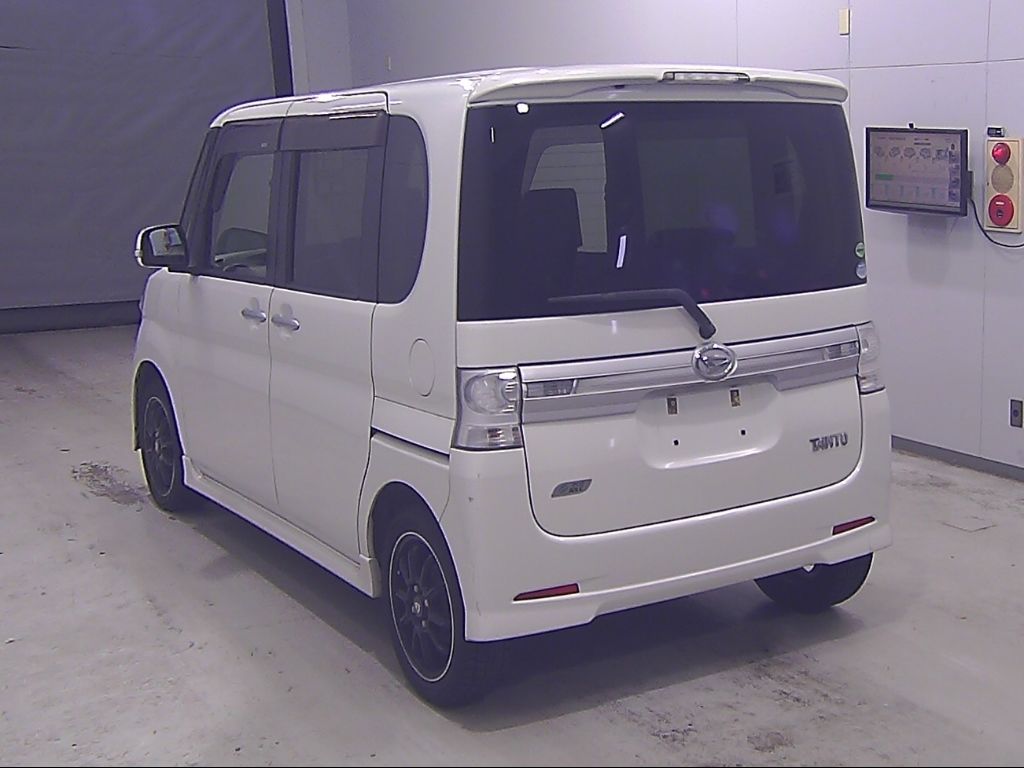2013 Daihatsu Tanto Custom RS auction photo 5