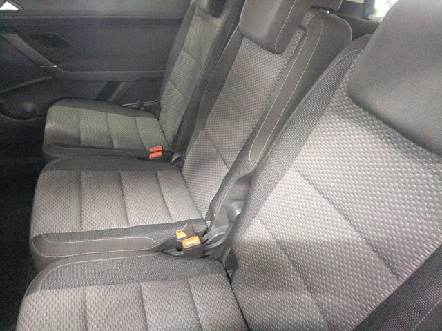 2017 Volkswagen ゴルフトゥーラン TSIコンフォトLテクED auction photo 6