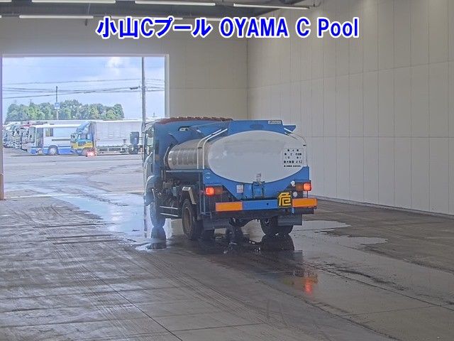 2007 Isuzu Forward タンク auction photo 2
