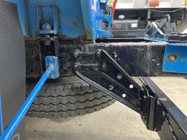 2007 Isuzu Forward タンク auction photo 12