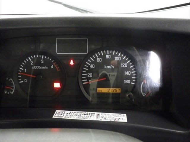 2013 Isuzu Elf dump auction photo 6