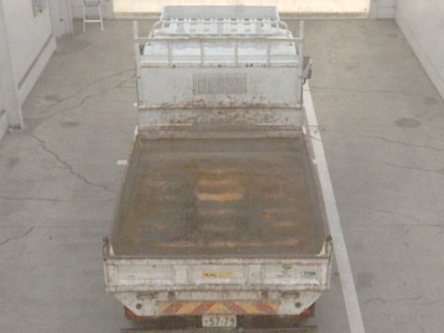 2013 Isuzu Elf dump auction photo 3