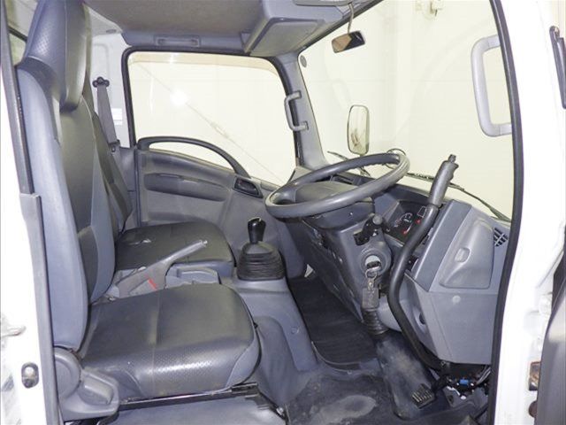 2013 Isuzu Elf dump auction photo 5