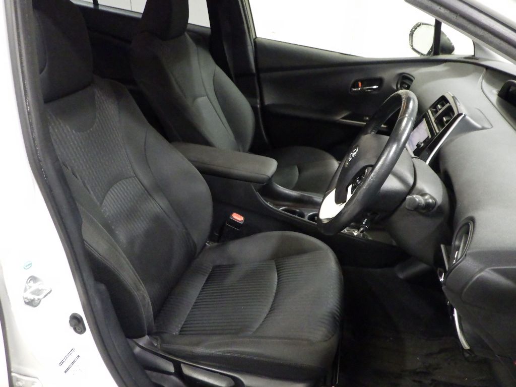 2016 Toyota Prius S auction photo 6