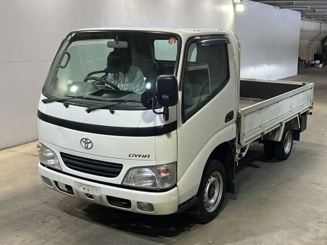 Japan Auction Vehicles 7 2006 Toyota Dyna 3ポウカイ auction photo