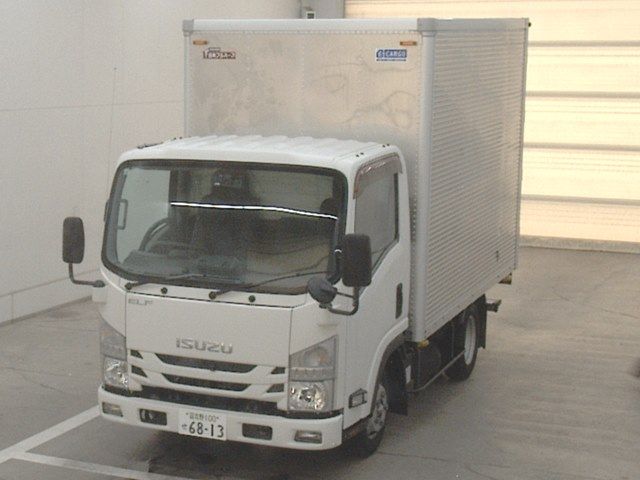 Japan Auction Vehicles 10 2019 Isuzu Elf Van auction photo
