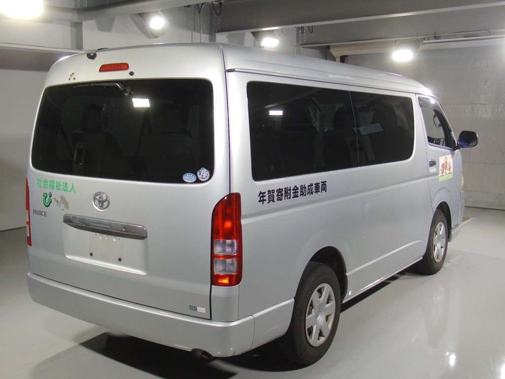 2007 Toyota Hiace DX auction photo 2