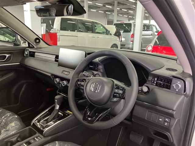 2026 Honda Vezel eHEV Z auction photo 3