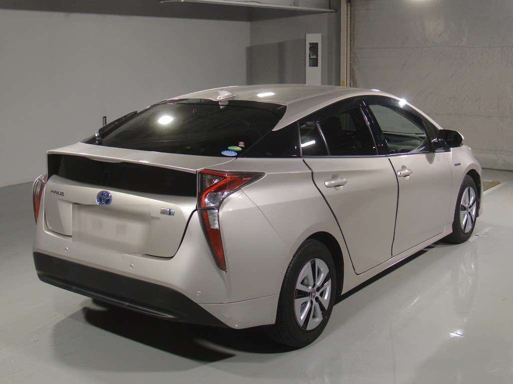 2017 Toyota Prius A auction photo 2
