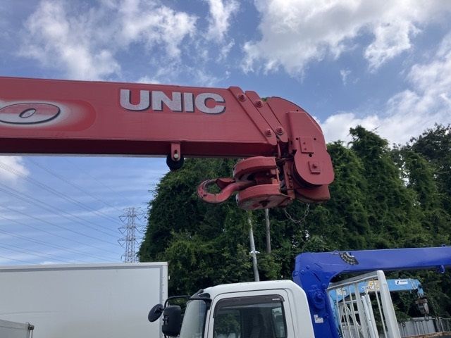 2012 Isuzu Forward Flat crane, 3-stage auction photo 19