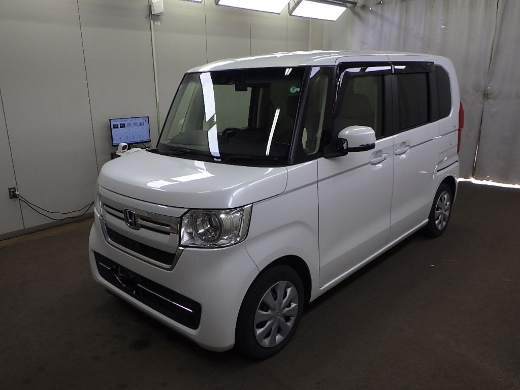 2021 Honda N-BOX L auction photo 4