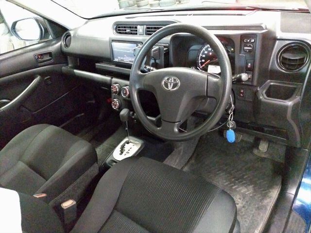2024 Toyota Probox F 4WD auction photo 3