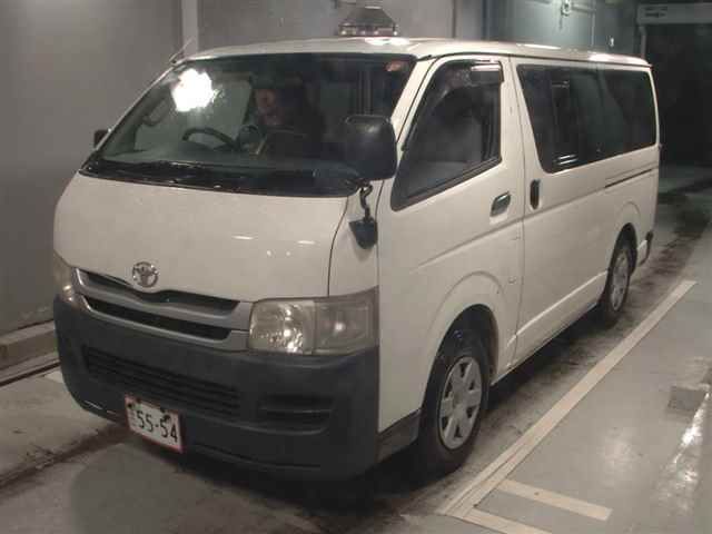 2008 Toyota Hiace 4WD DX auction photo 4