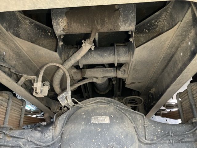 2013 Isuzu Forward dump auction photo 14