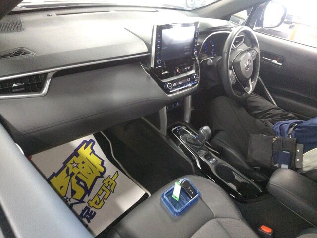 2023 Toyota Corolla Cross Z auction photo 3
