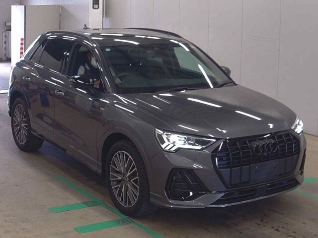 2023 Audi Q3 35TFSI Sライン Japan auction vehicle
