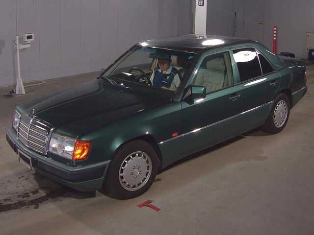 1991 Mercedes-Benz ミディアムクラス 300E auction photo 4