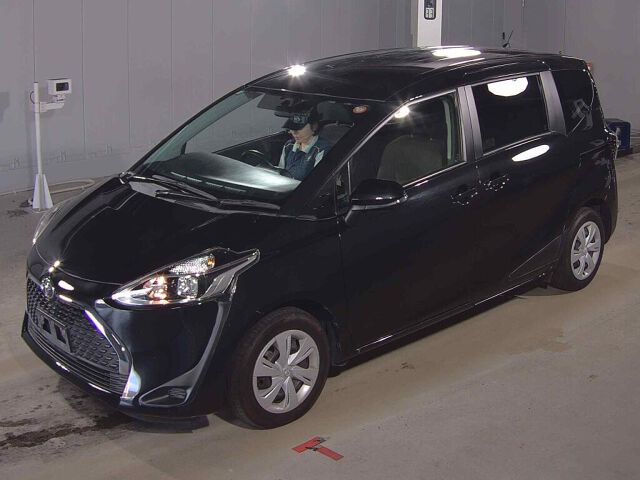 2021 Toyota Sienta X auction photo 4