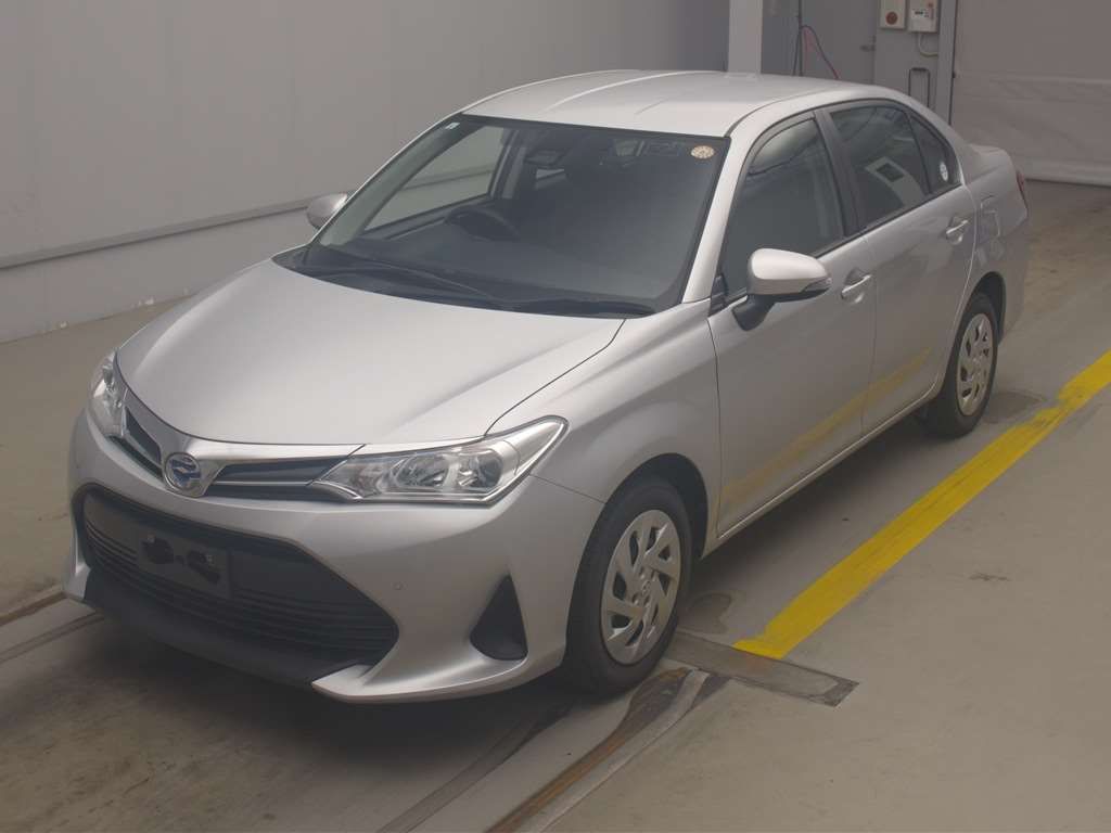 Japan Auction Vehicles 4 2021 Toyota Corolla Axio Hybrid EX auction photo