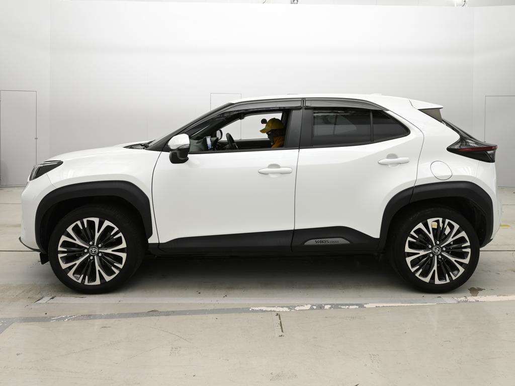 2023 Toyota Yaris Cross Z auction photo 4