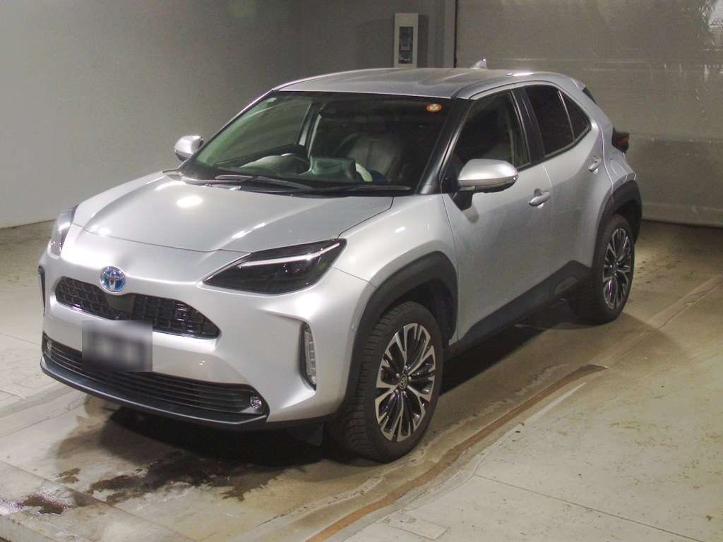Japan Auction Vehicles 4 2021 Toyota Yaris Cross Hybrid Z auction photo