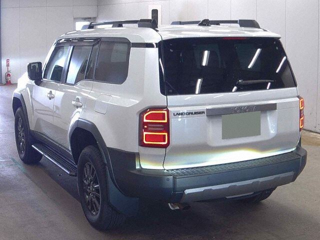 2024 Toyota Land Cruiser 250 VX 4WD auction photo 2