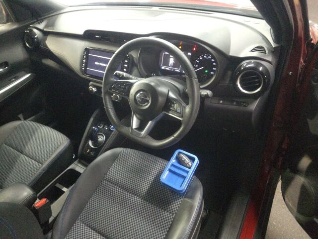 2021 Nissan Kicks X auction photo 3