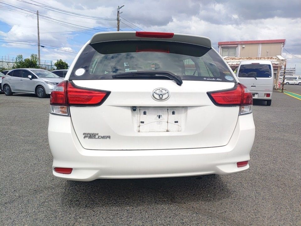 2021 Toyota Corolla Fielder auction photo 5
