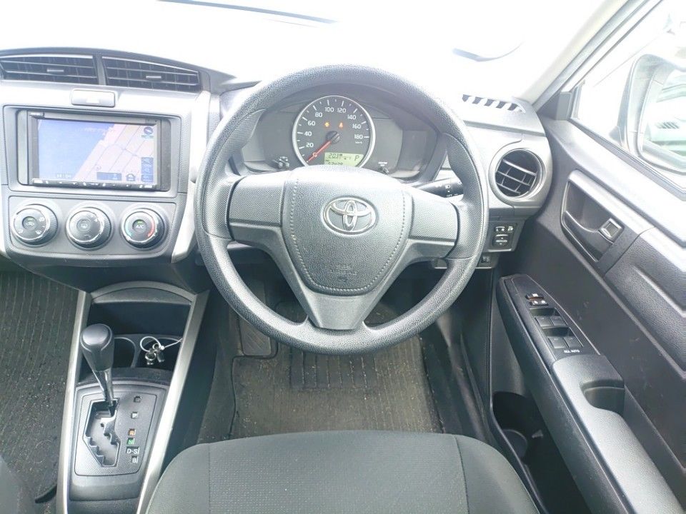 2021 Toyota Corolla Fielder auction photo 3