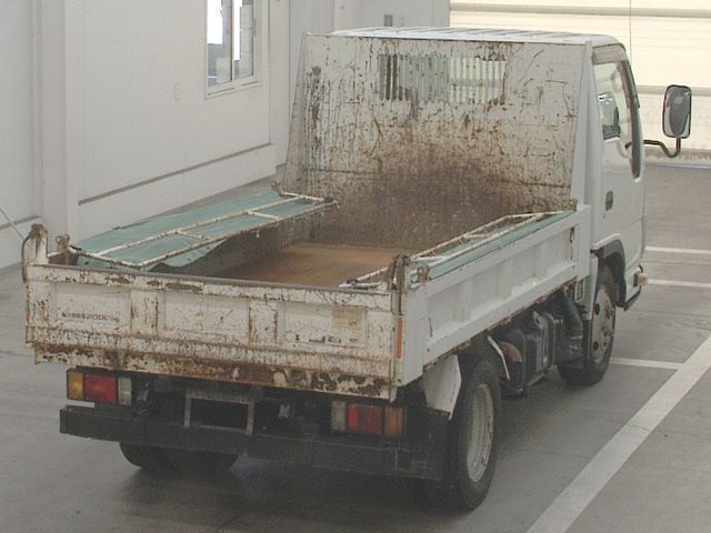 2013 Isuzu Elf dump auction photo 2