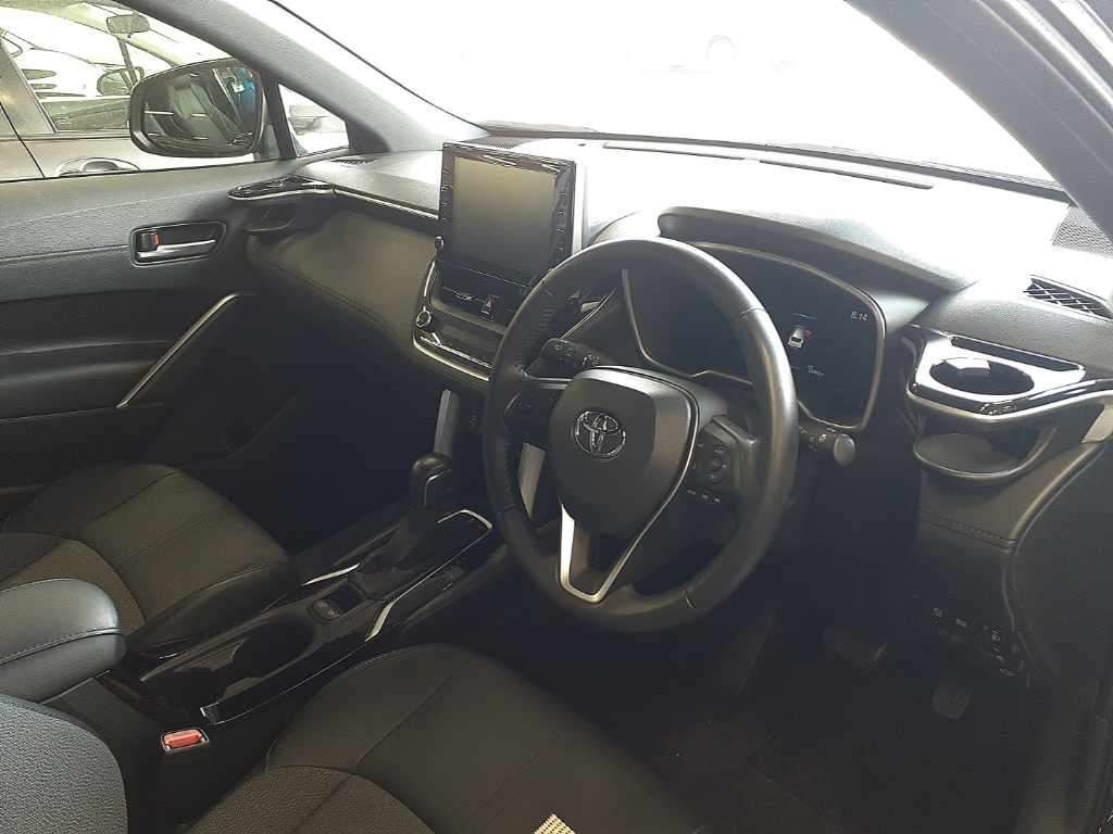2022 Toyota Corolla Cross Z auction photo 9