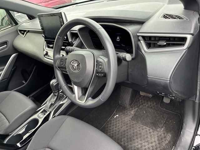 2023 Toyota Corolla Cross S auction photo 3