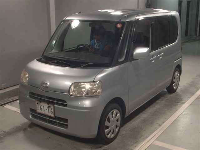 2010 Daihatsu Tanto X Special auction photo 4