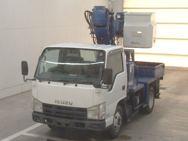 Japan Auction Vehicles 10 2008 Isuzu Elf Aerial work platform auction photo