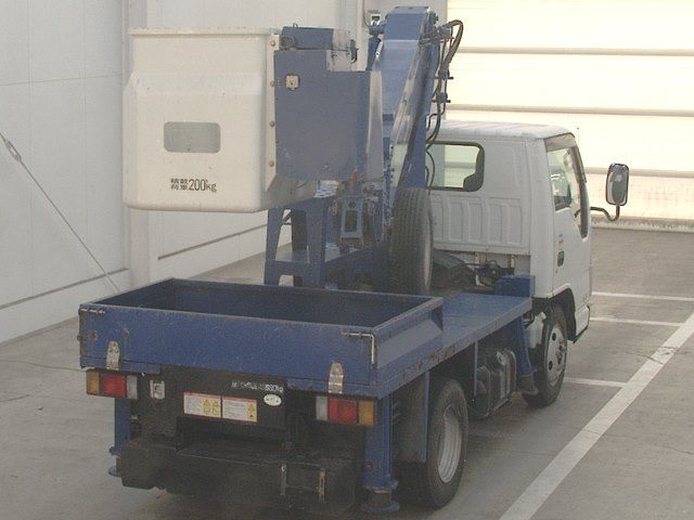 2008 Isuzu Elf Aerial work platform auction photo 2