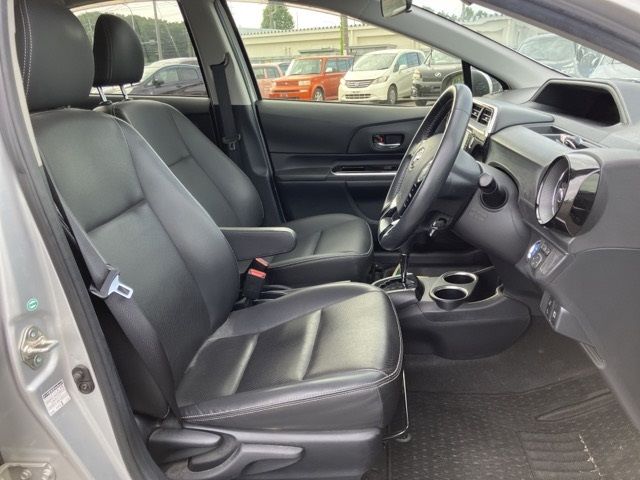 2018 Toyota Aqua G Soft Leather Selection auction photo 7