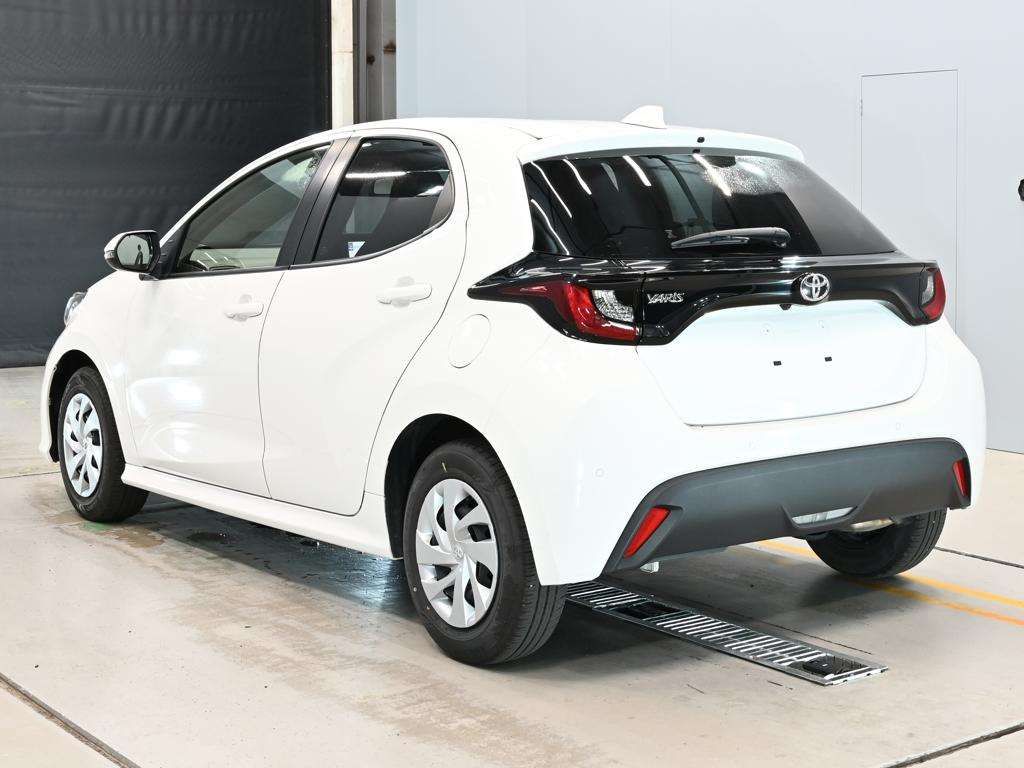 2022 Toyota Yaris X auction photo 6