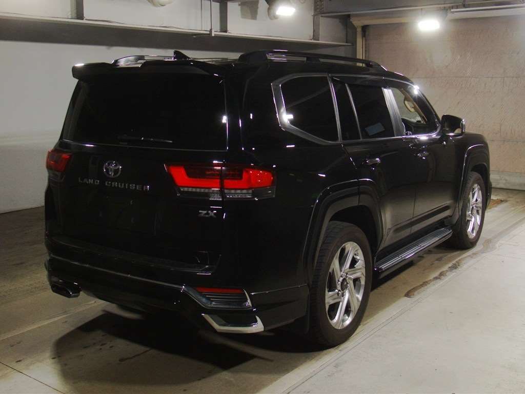 2023 Toyota Land Cruiser ZX 4WD auction photo 2
