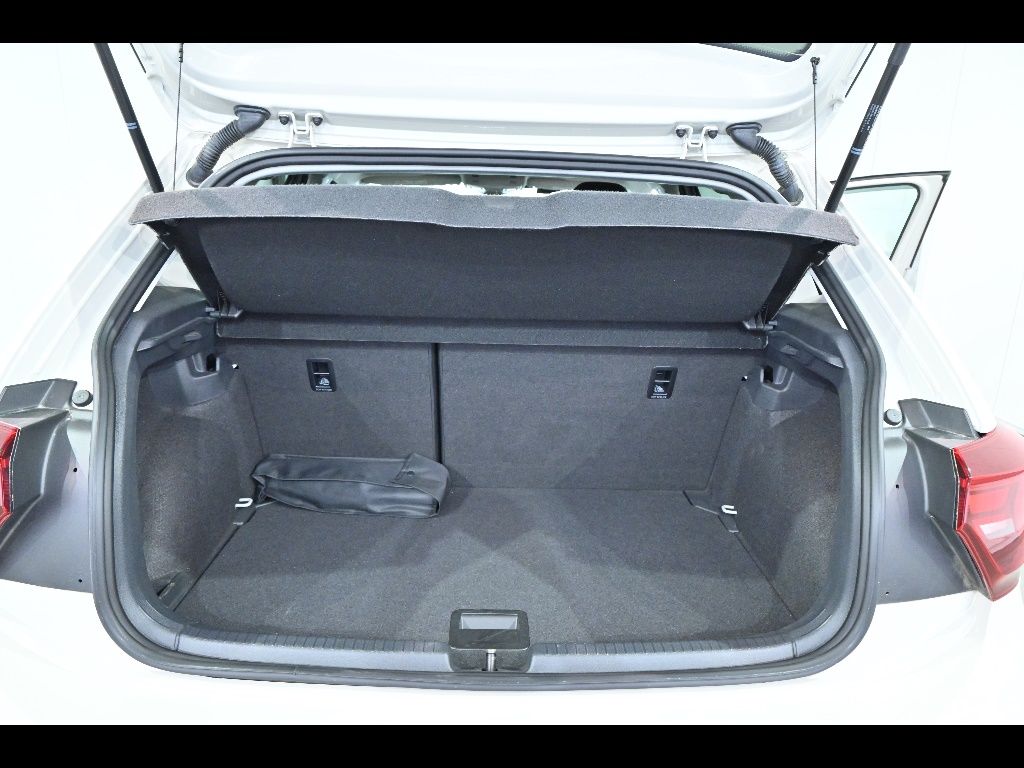 2022 Volkswagen ポロ 5HB TSIアクティブ auction photo 13