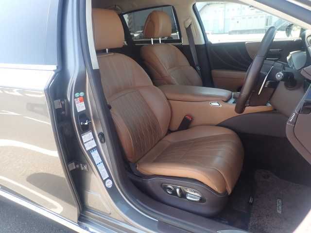 2017 Lexus LS 4WD LS500h version L auction photo 5