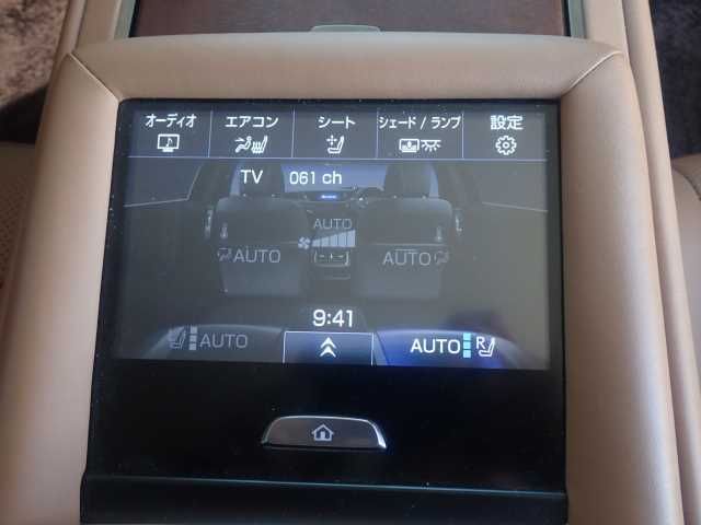 2017 Lexus LS 4WD LS500h version L auction photo 10