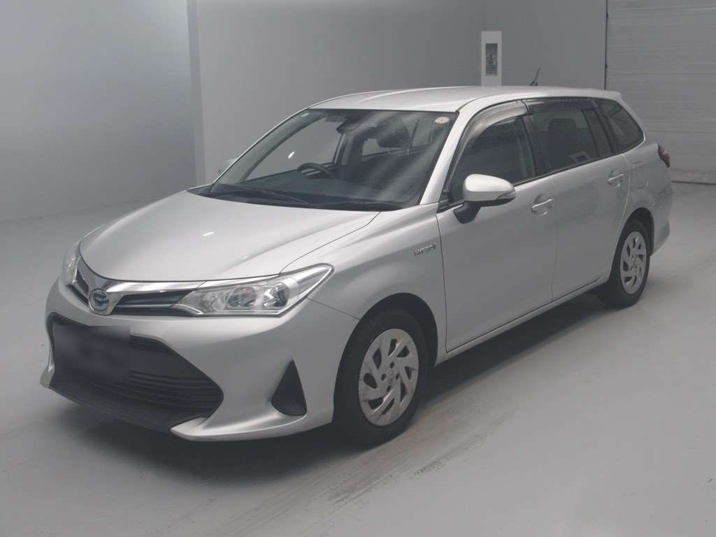 2019 Toyota Corolla Fielder ハイブリッド Japan auction vehicle