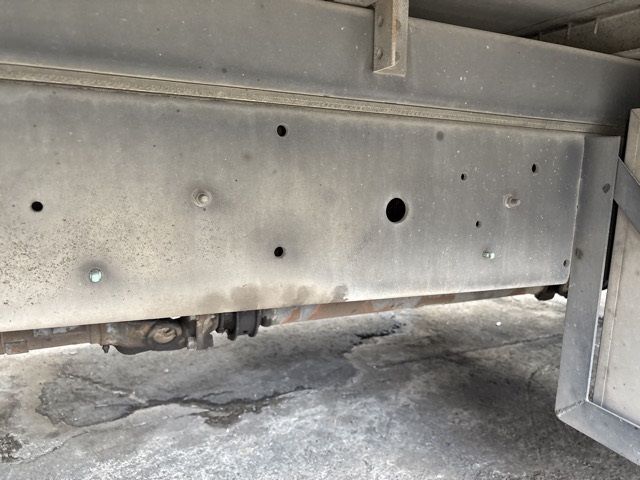 2006 Isuzu Forward Aluminum van auction photo 16