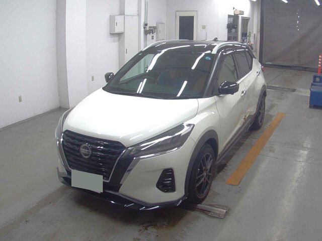 2021 Nissan Kicks XツートーンインテリアED auction photo 4