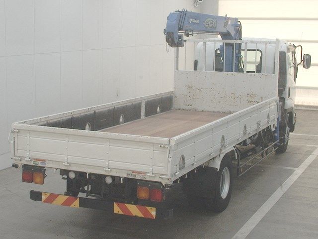 2016 Isuzu Forward クレーン付 auction photo 2