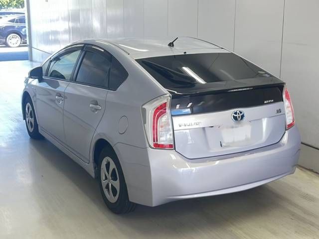 2014 Toyota Prius S auction photo 3