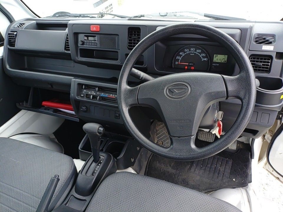 2018 Daihatsu Hijet auction photo 3