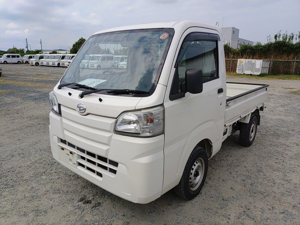 Japan Auction Vehicles 22 2018 Daihatsu Hijet auction photo